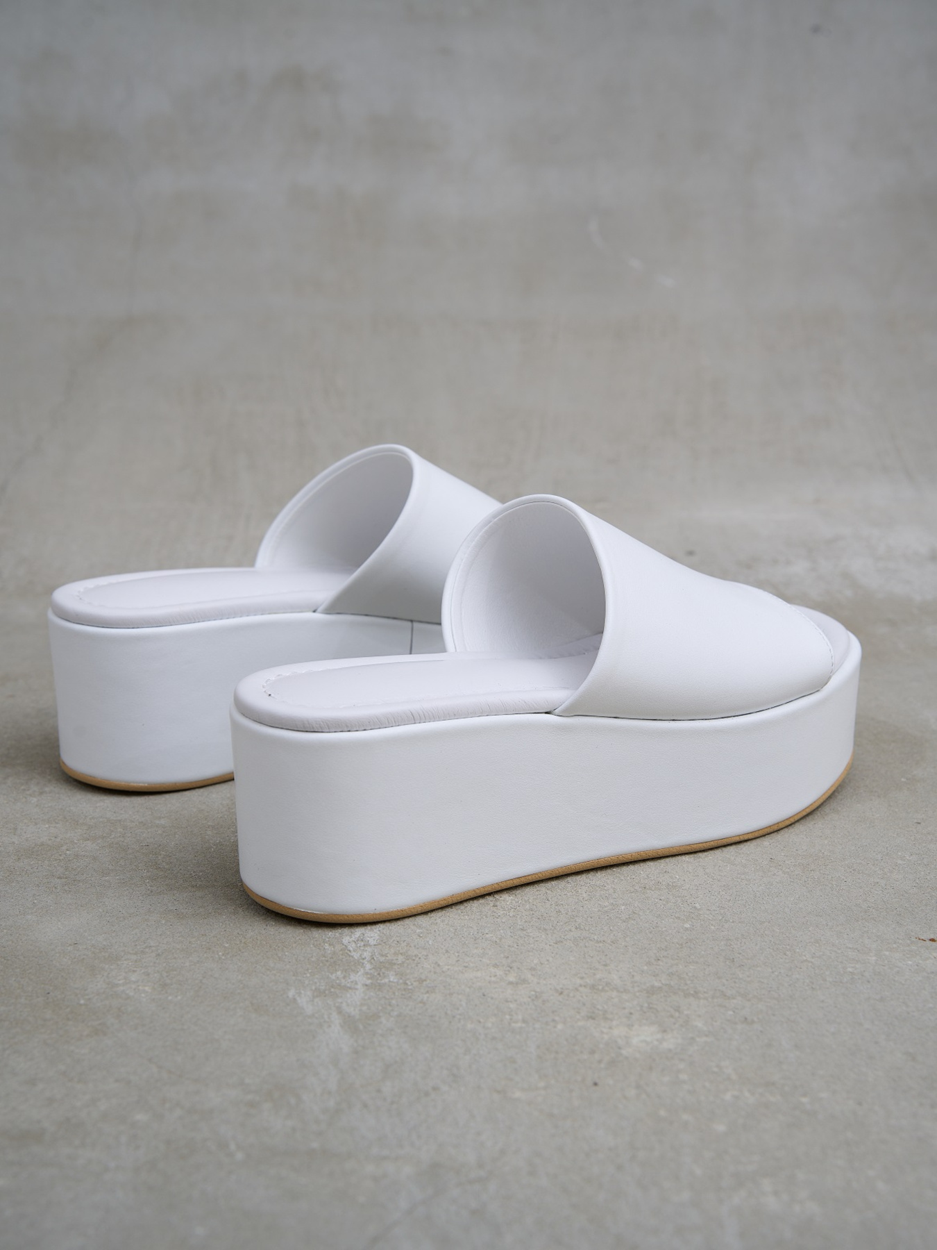 Сабо Emmelie Delage Vim модель VIM 02 Фото