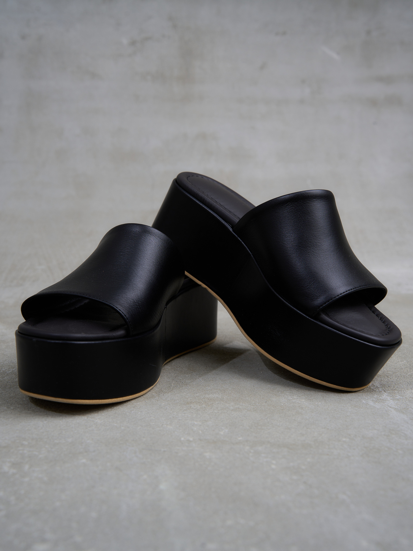 Сабо Emmelie Delage Vim модель VIM 01 Фото