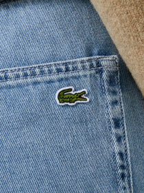 Джинси мом Lacoste Модель HF031010L Фото