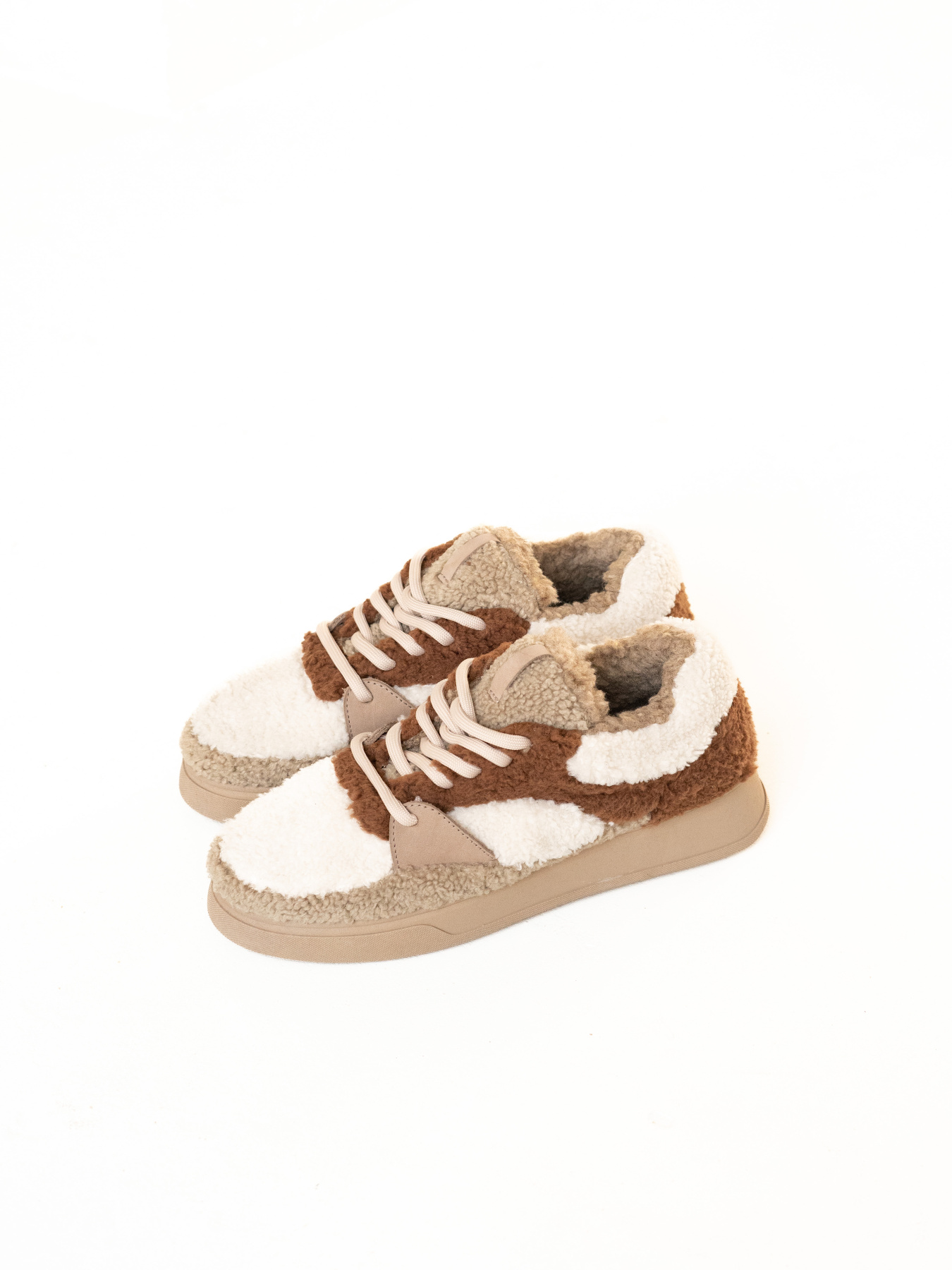 Кроссовки Emmelie Delage Slay модель SLY 13 Фото