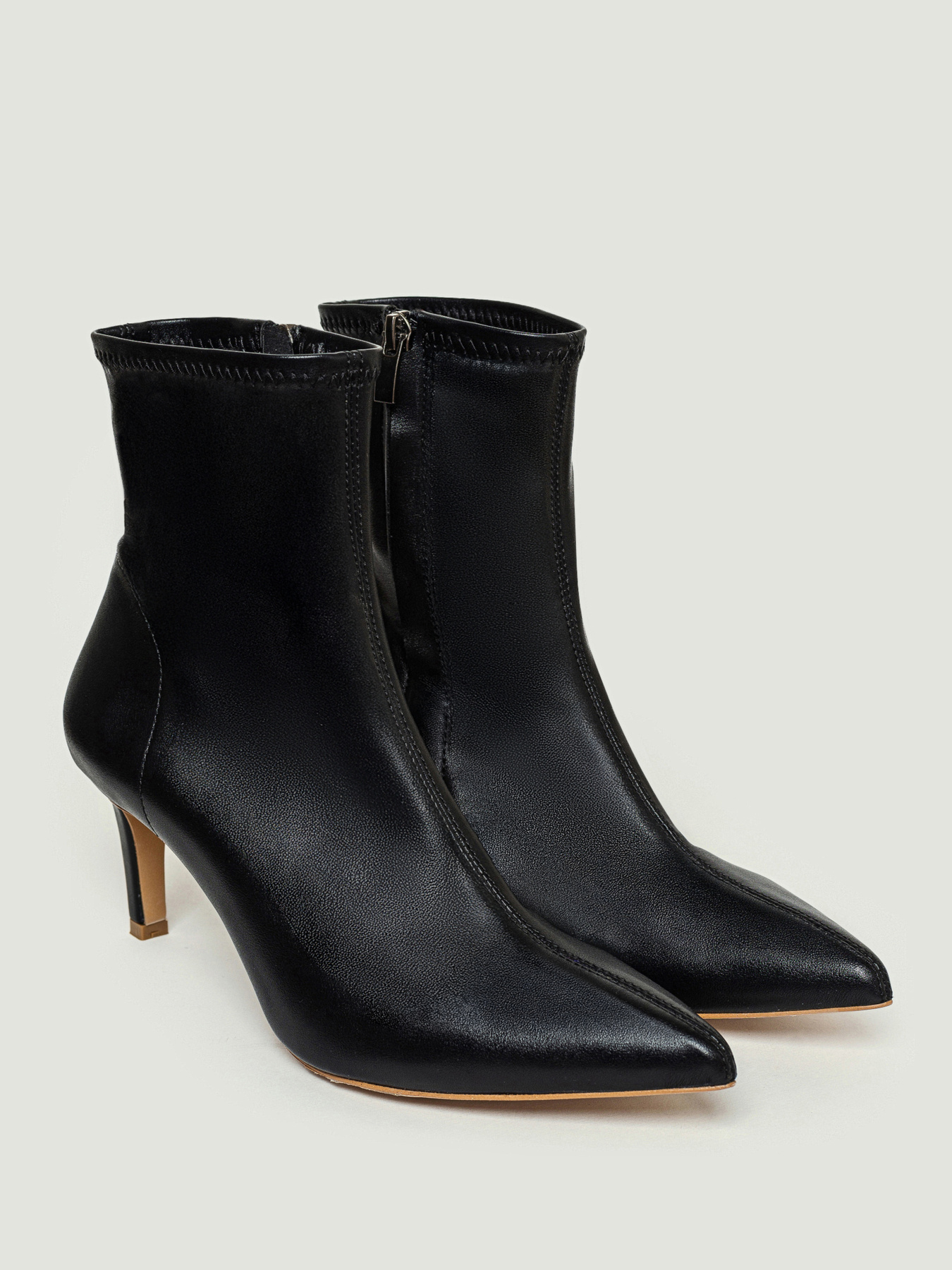 Бoтильоны Emmelie Delage Bad Girl модель BDG s 01 Фото