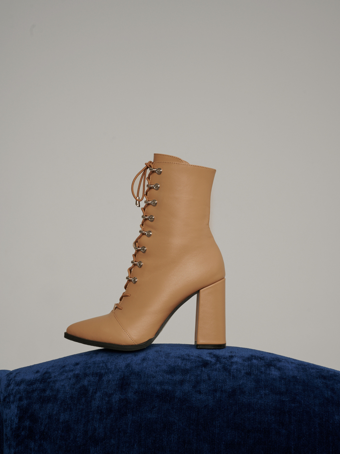 Бoтильоны Emmelie Delage Monako модель MC f 14 Фото