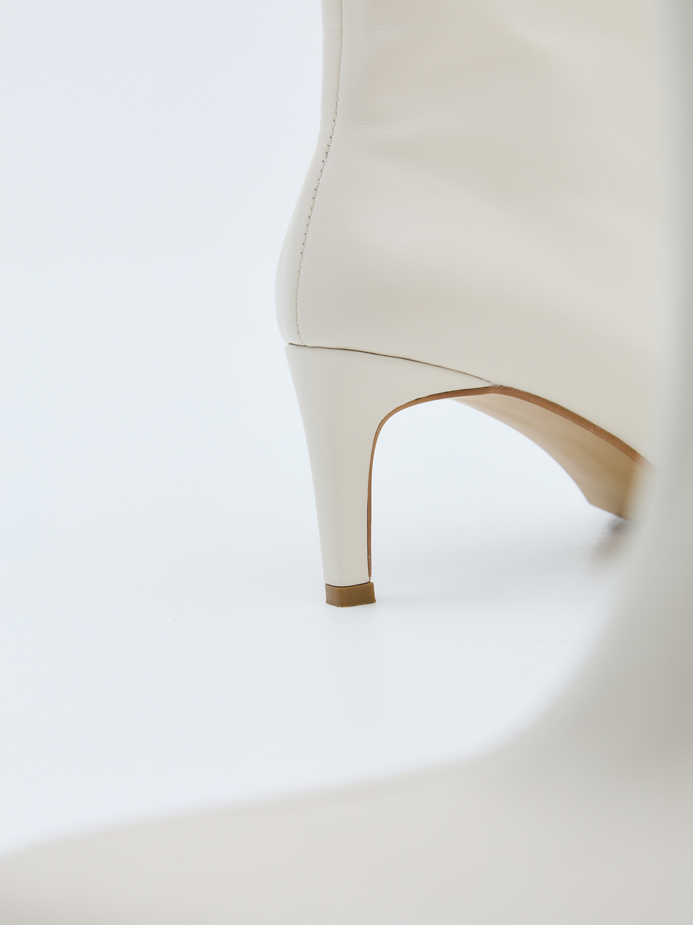 Бoтильоны Emmelie Delage Viven модель VIV s 16 Фото