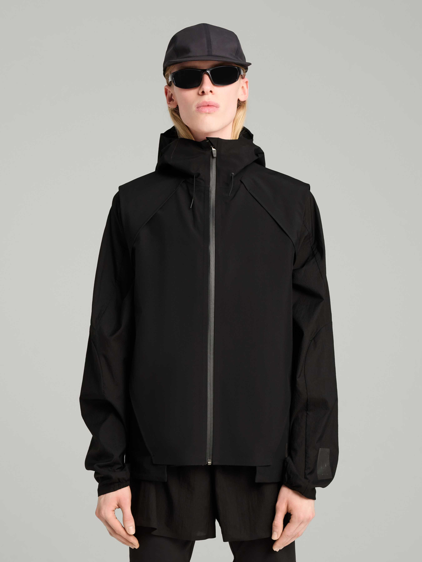 Утепленный жилет PUMA x Heliot Emil Vest модель 629488 Утепленный жилет PUMA x Heliot Emil Vest модель 629488 Фото