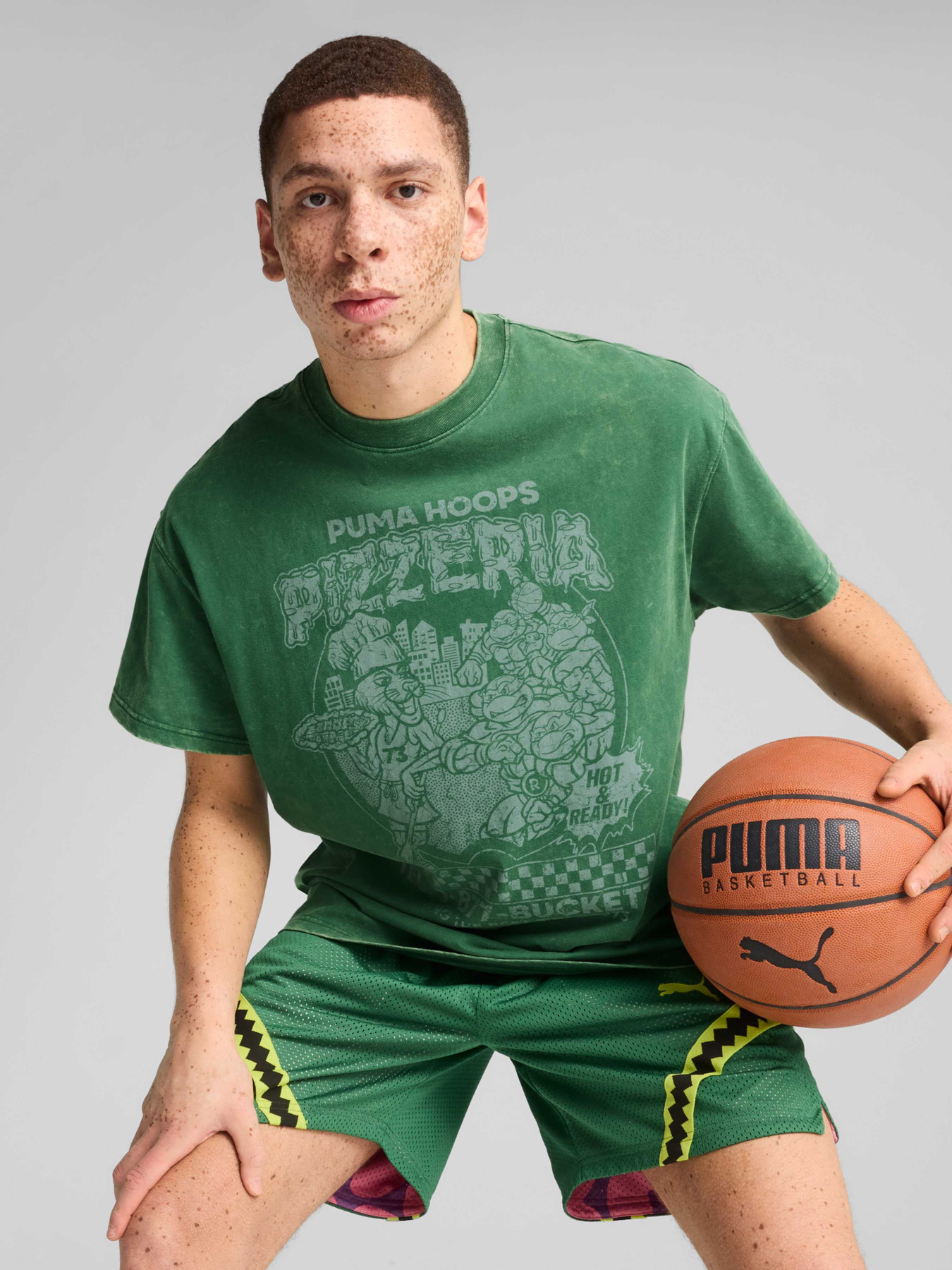 Футболка PUMA Hoops x Tmnt Tee I модель 630928 Фото