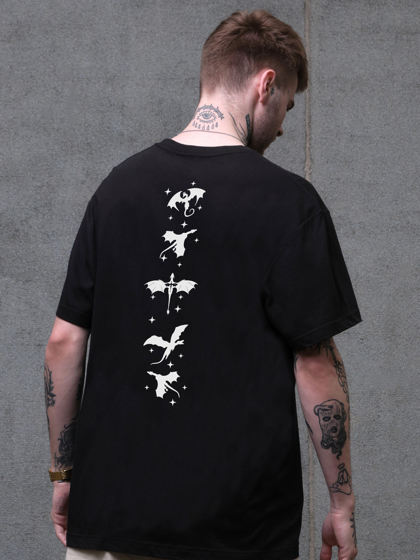 Футболка Without модель 8055216 Футболка Without модель 8055216 Фото