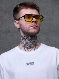 Футболка Without модель 8055234 Фото