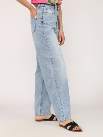 Джинси мом YUKI модель ЦБ-00271914 Фото