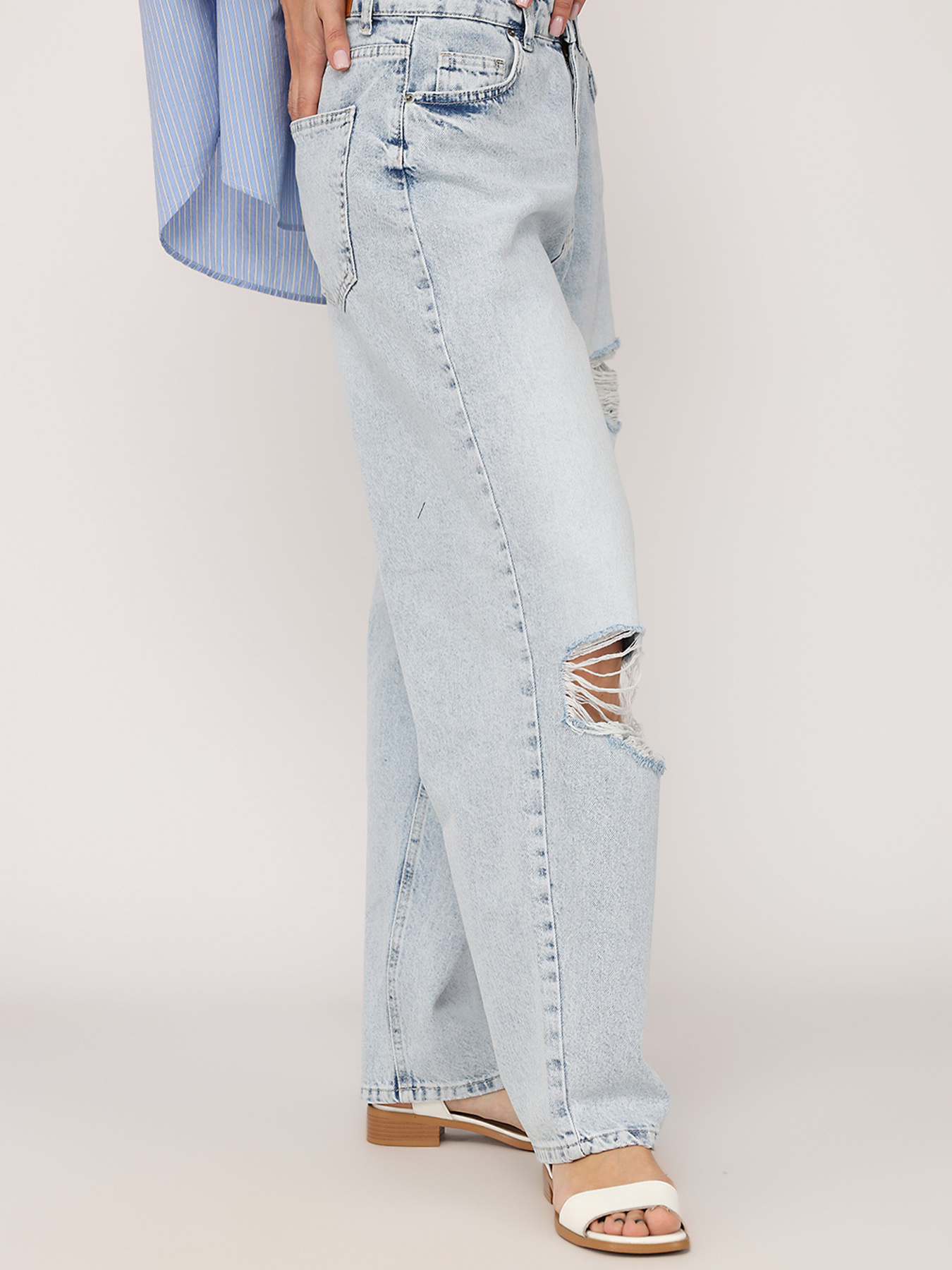 Джинси мом YUKI модель ЦБ-00271917 Фото