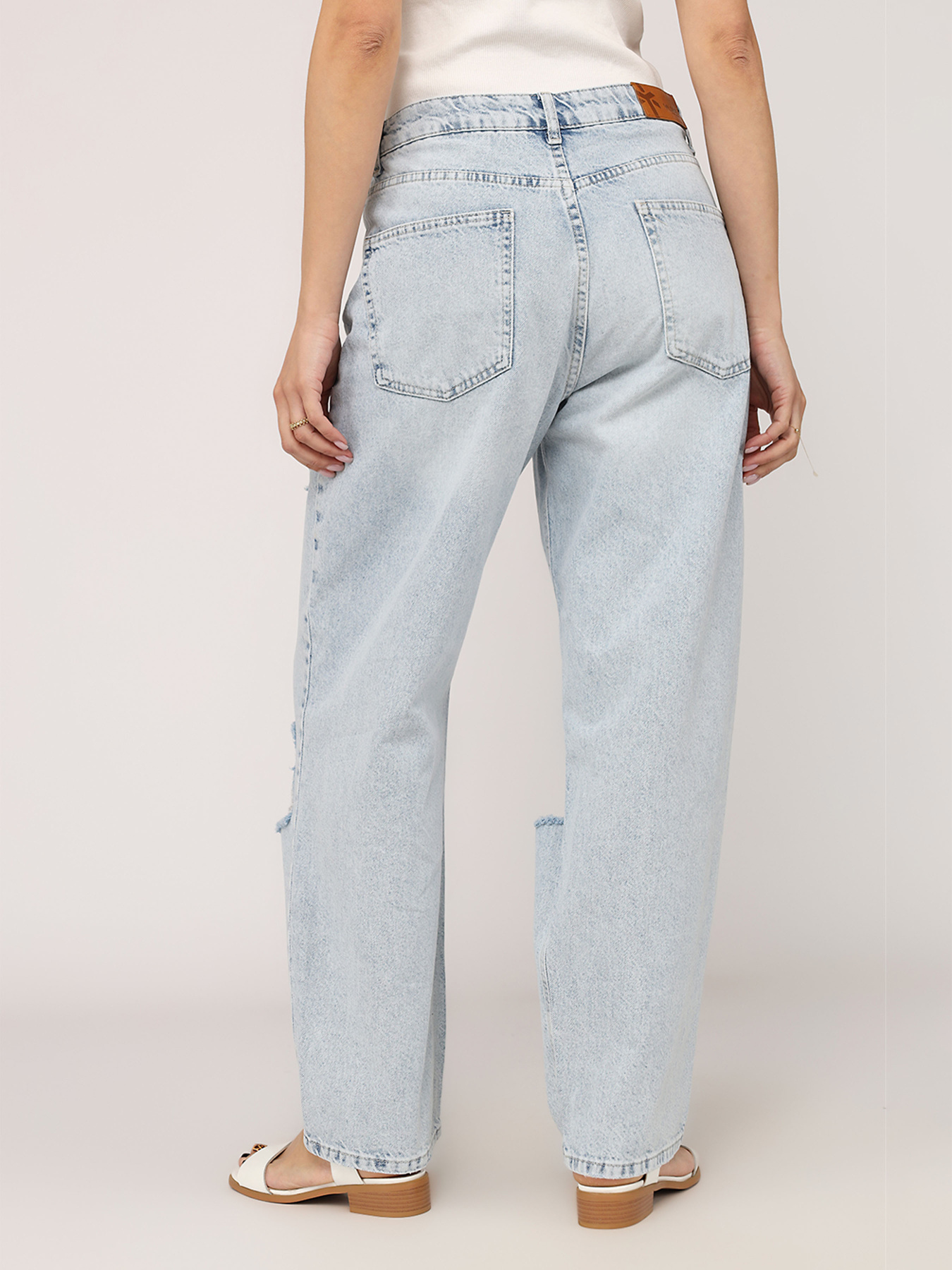 Джинси мом YUKI модель ЦБ-00271917 Фото