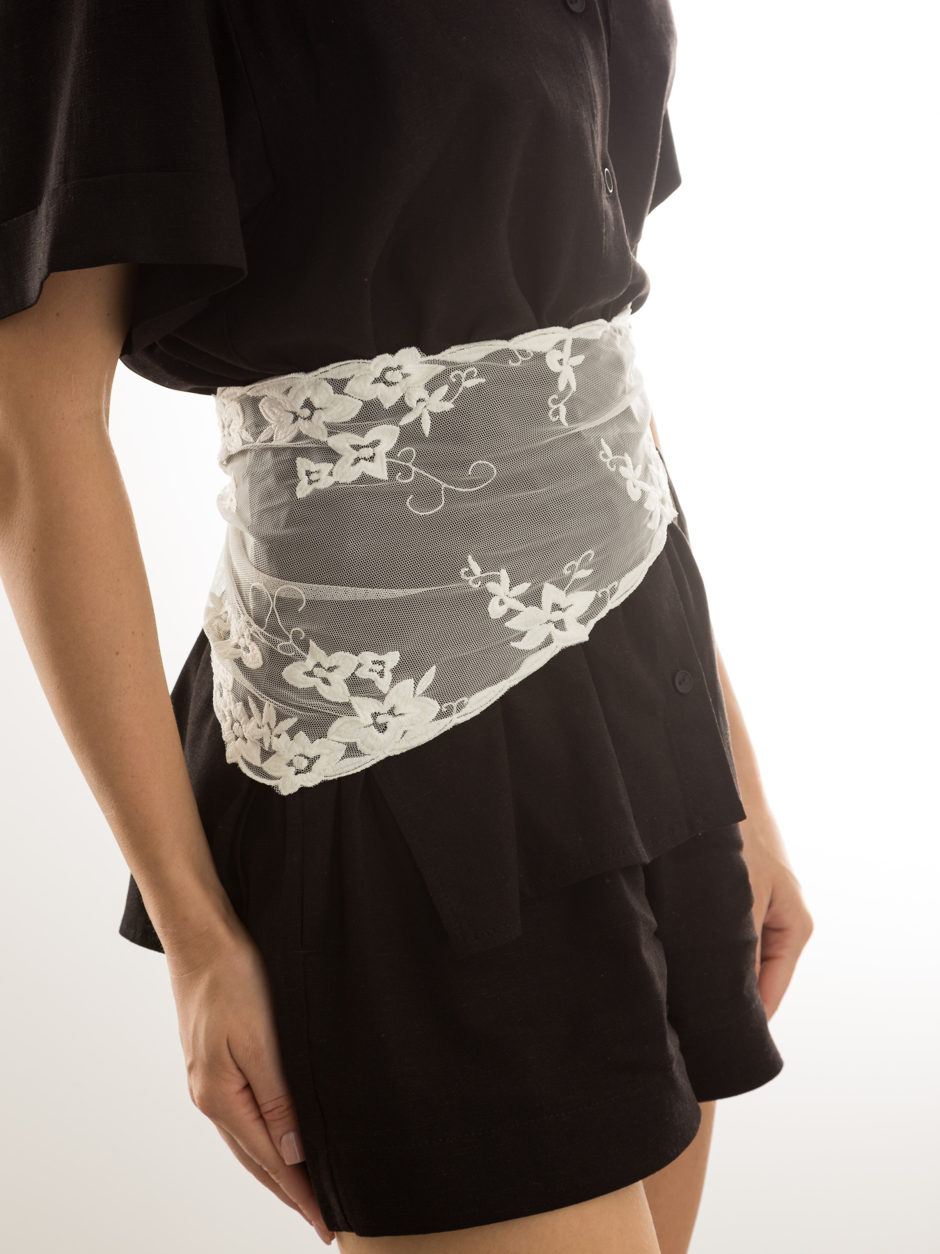 Шарфи та хустки Famo модель APL-24_01 Фото