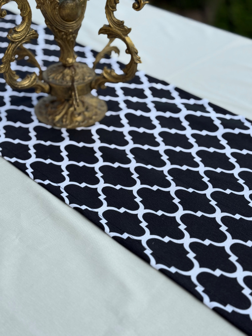 Раннер-дорожка для обеденного стола DUCK водоотталкивающая чорно-білого кольору Ecotton модель 25147 Фото