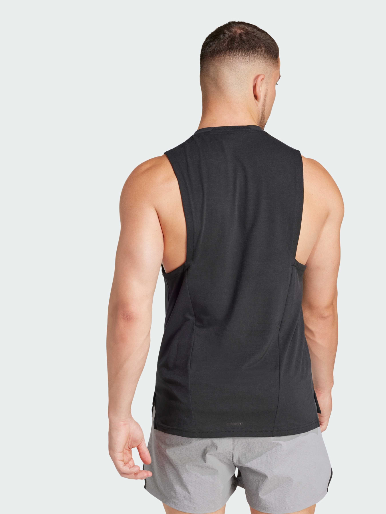 Спортивна майка Adidas Clima модель IK9726 Спортивна майка Adidas Clima модель IK9726 Фото