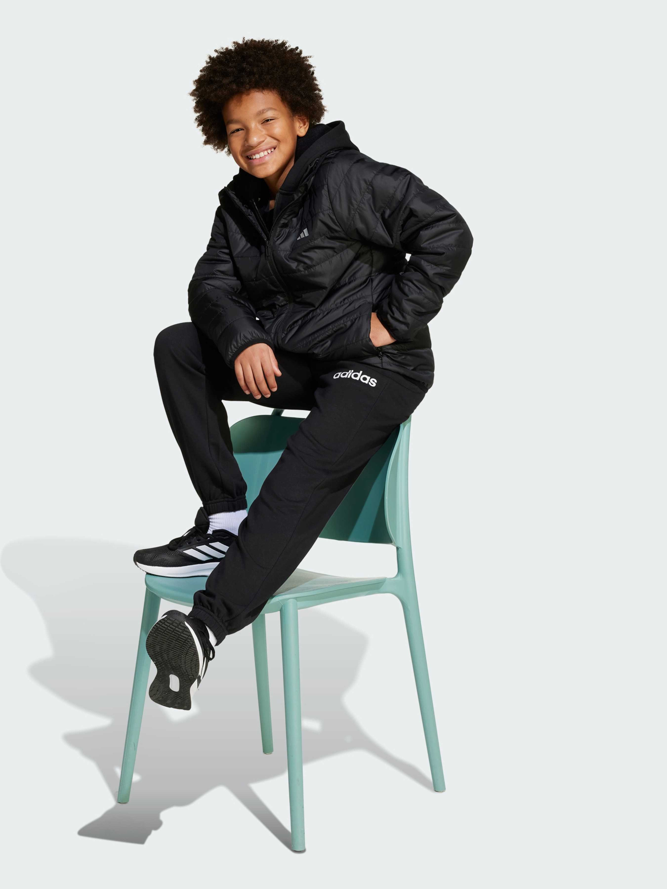 Демисезонная куртка Adidas модель JL7444 Фото