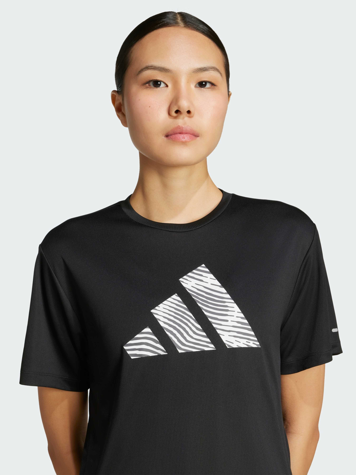 Спортивная футболка Adidas модель JM5737 Фото