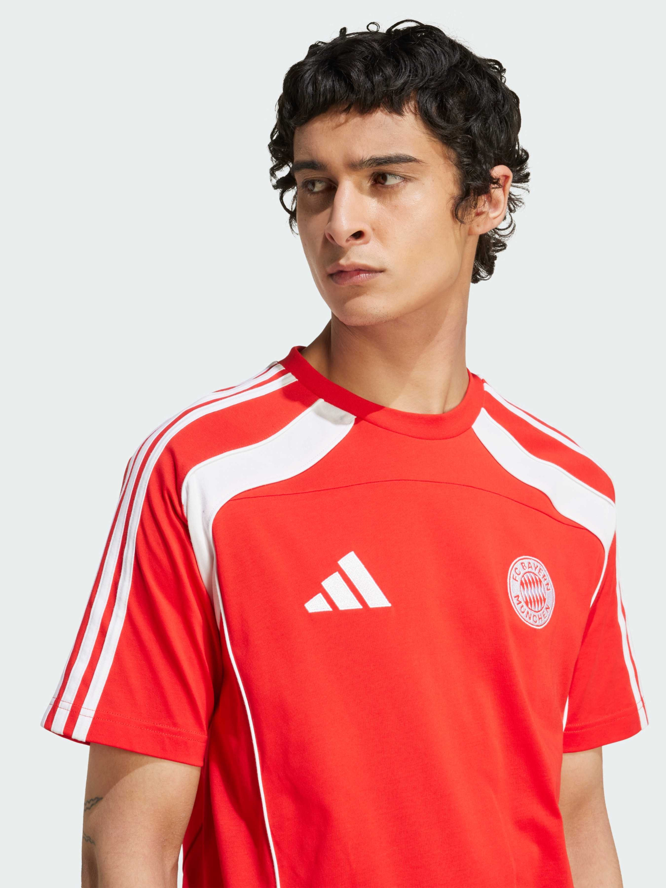 Спортивная футболка Adidas модель JM9425 Фото