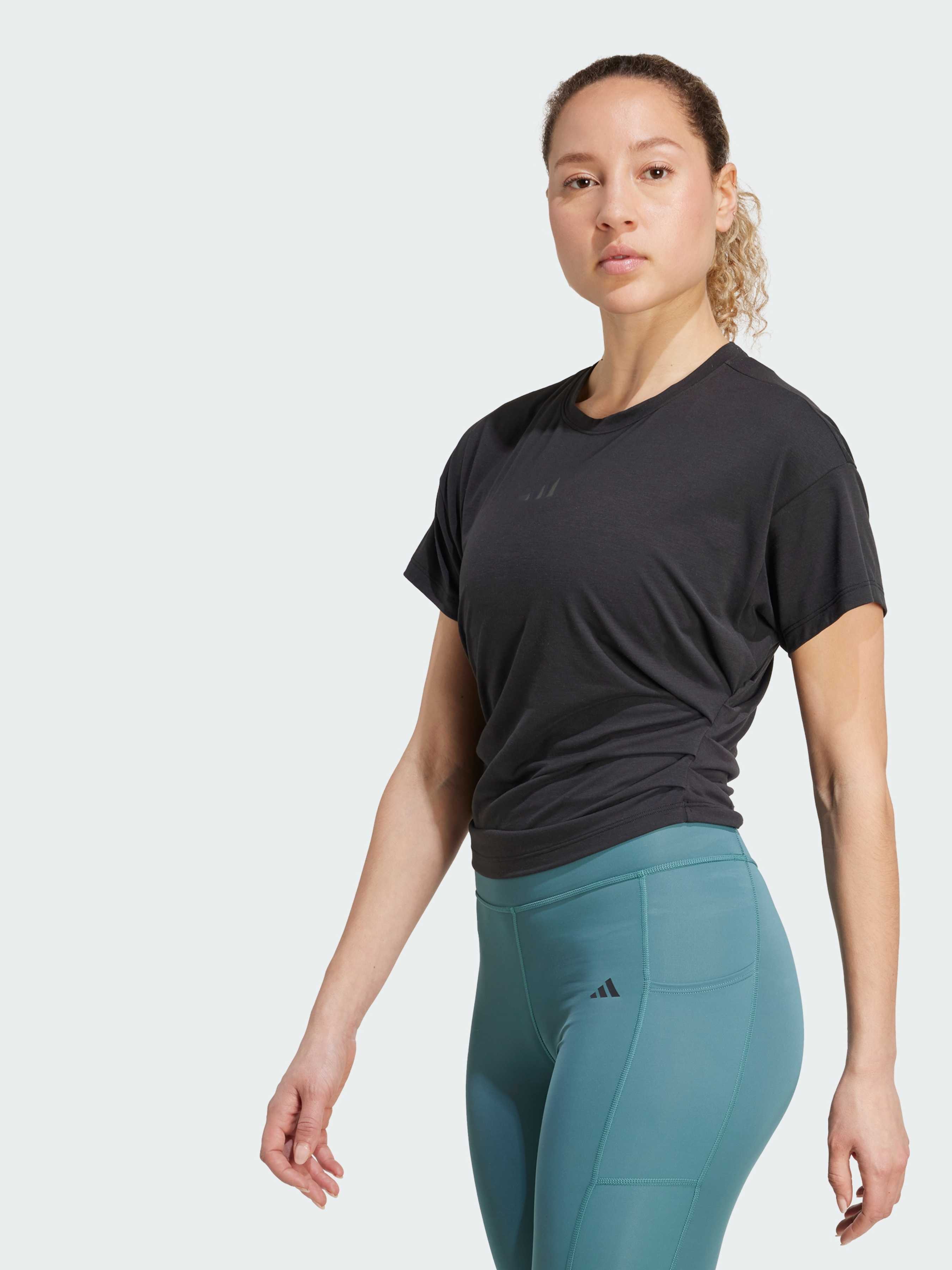 Жіноча Спортивна футболка adidas  (JX1190) колір чорний, матеріал поліестер