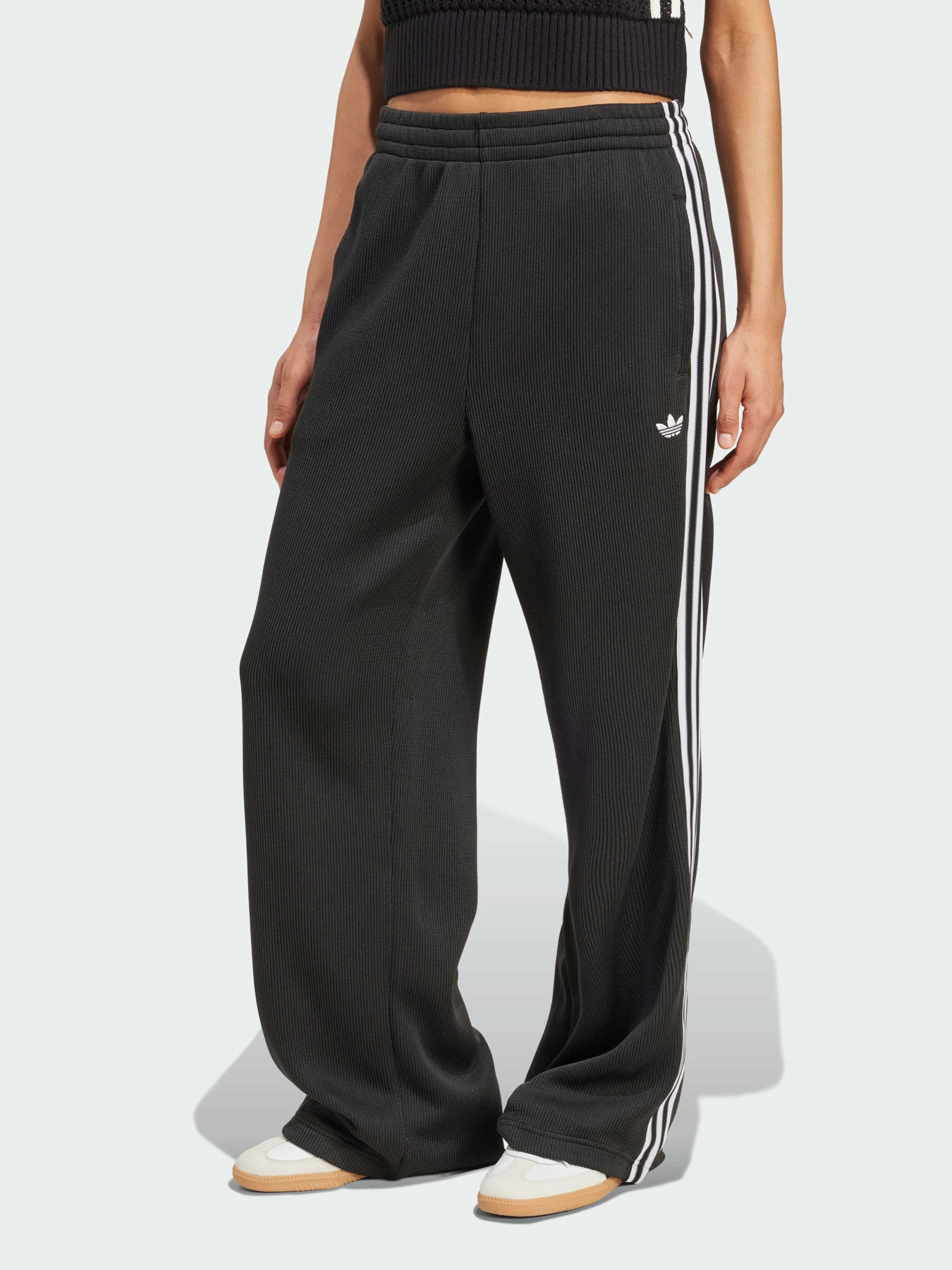 Брюки повседневные Adidas Adicolor модель JV7525 Фото