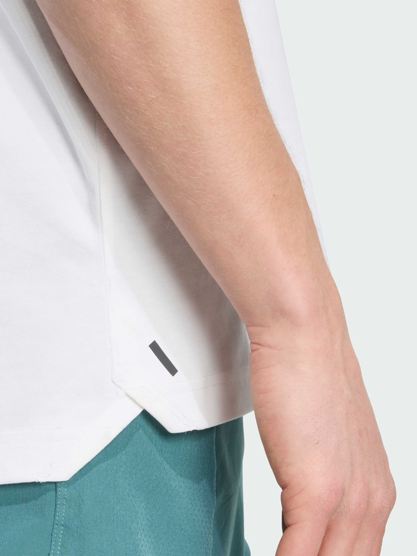 Футболка спортивна Adidas модель JV9683 Фото