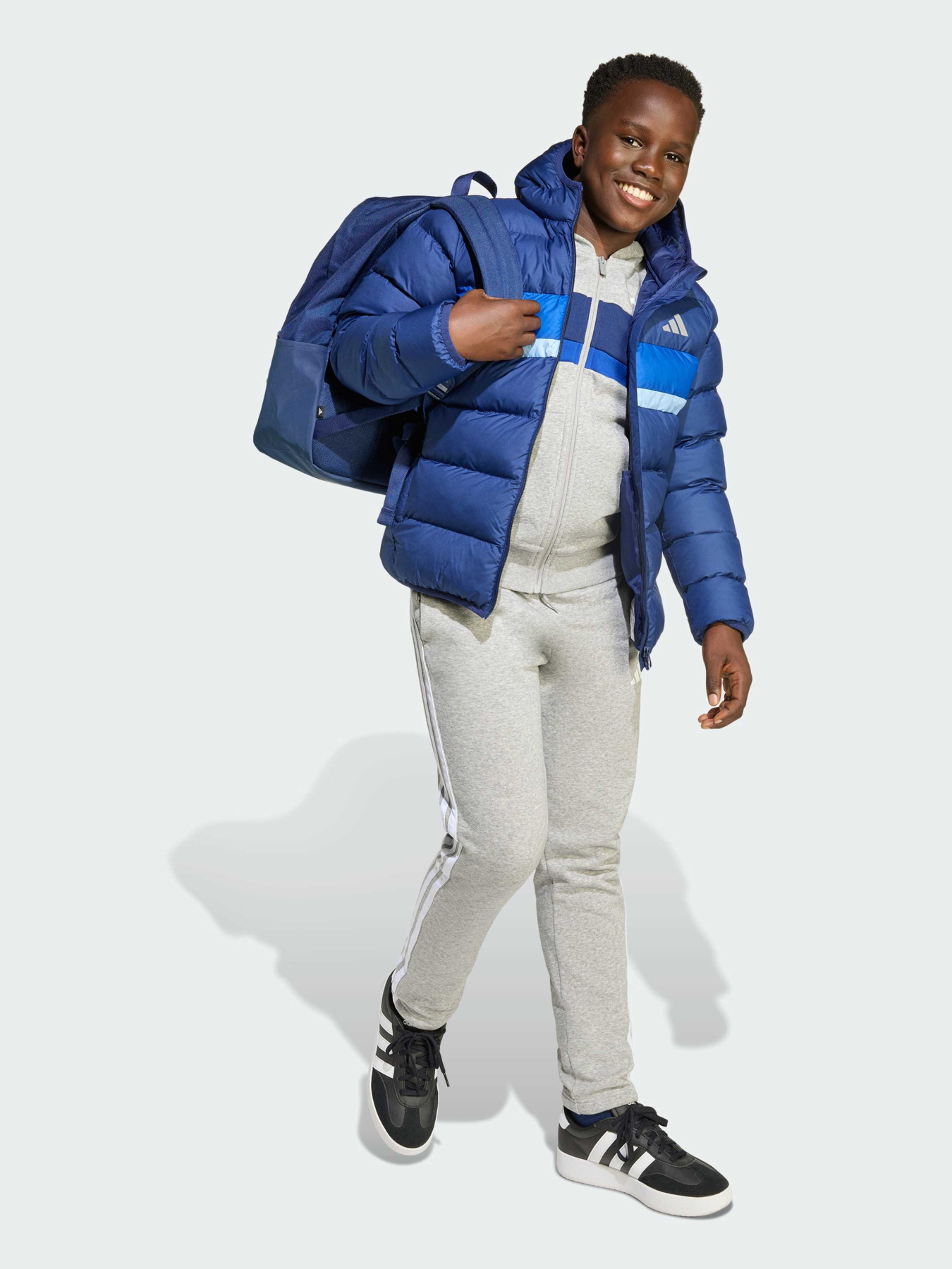 Демисезонная куртка Adidas модель JL7431 Фото