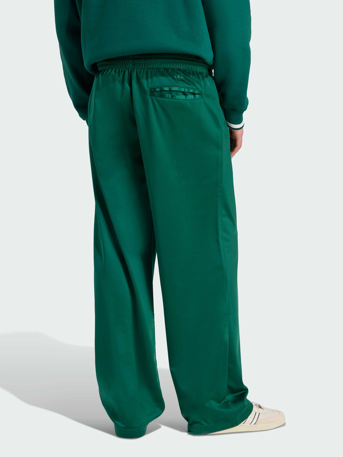 Повсякденні штани Adidas Graphics модель JX8162 Фото