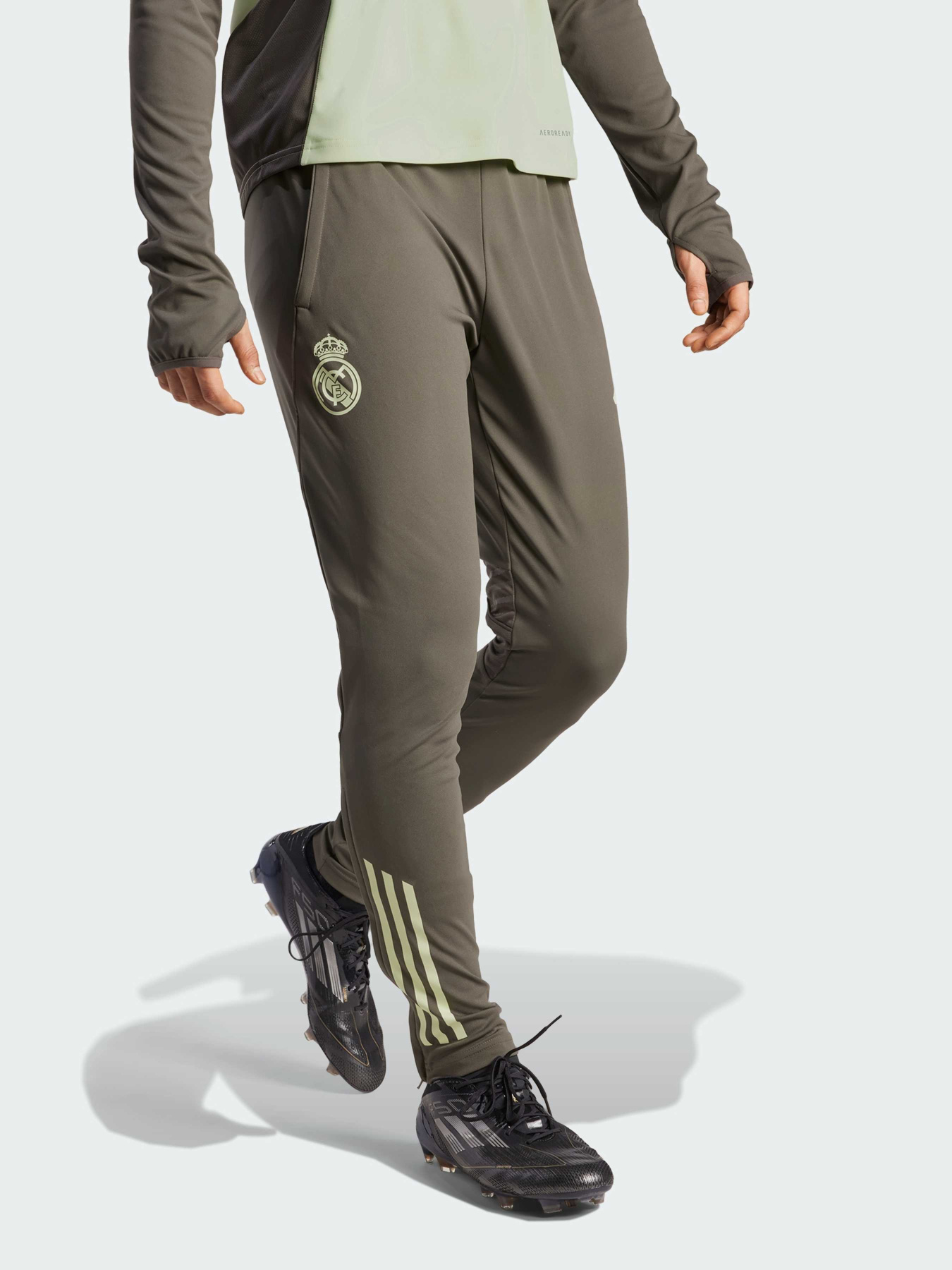 Штани спортивні Adidas Tiro модель JP3983 Фото