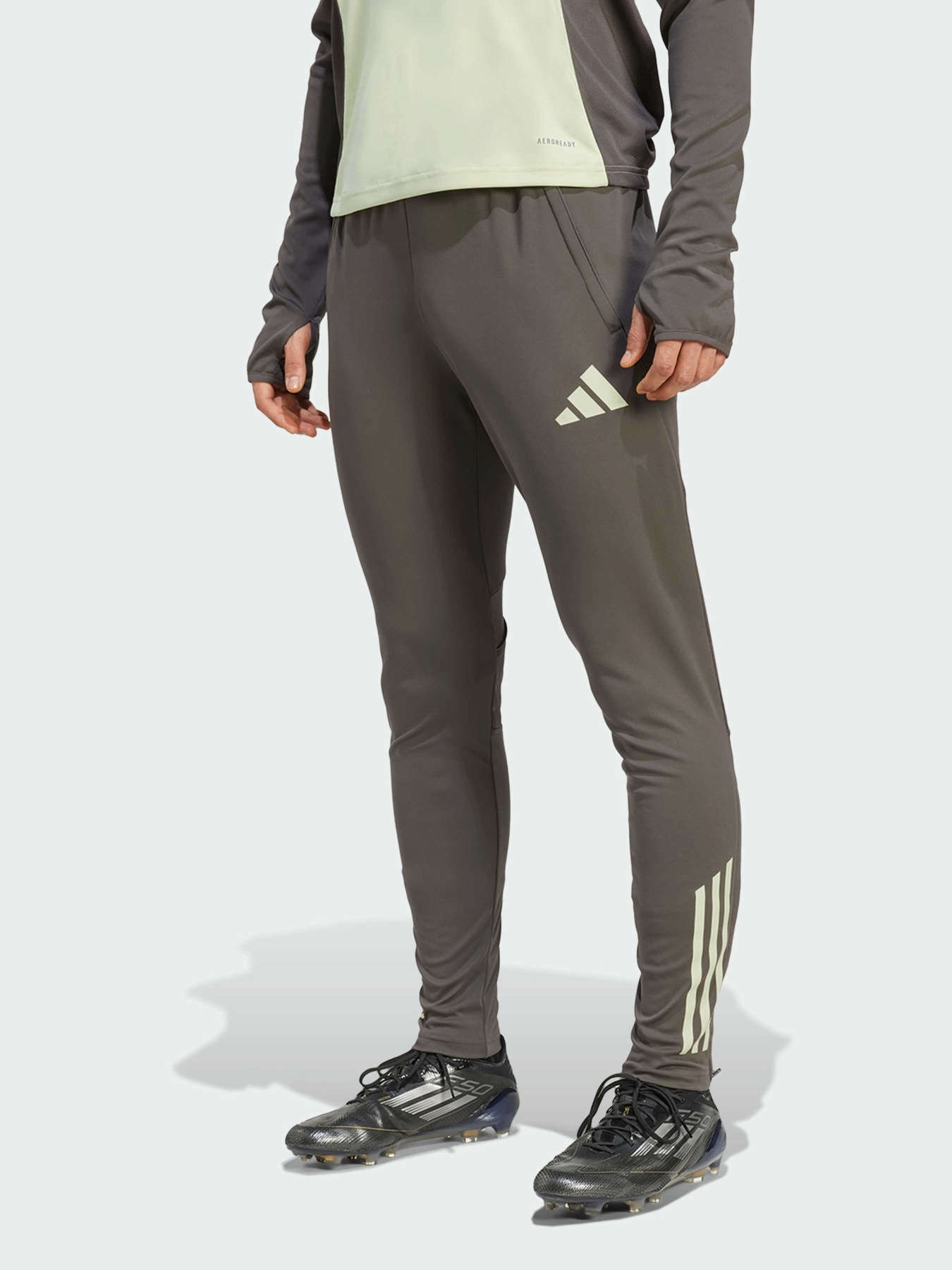 Штани спортивні Adidas Tiro модель JP3983 Фото