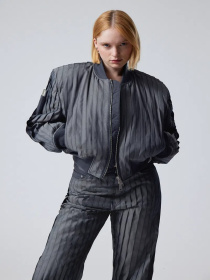 Бомбер Weekday модель 78520 Фото