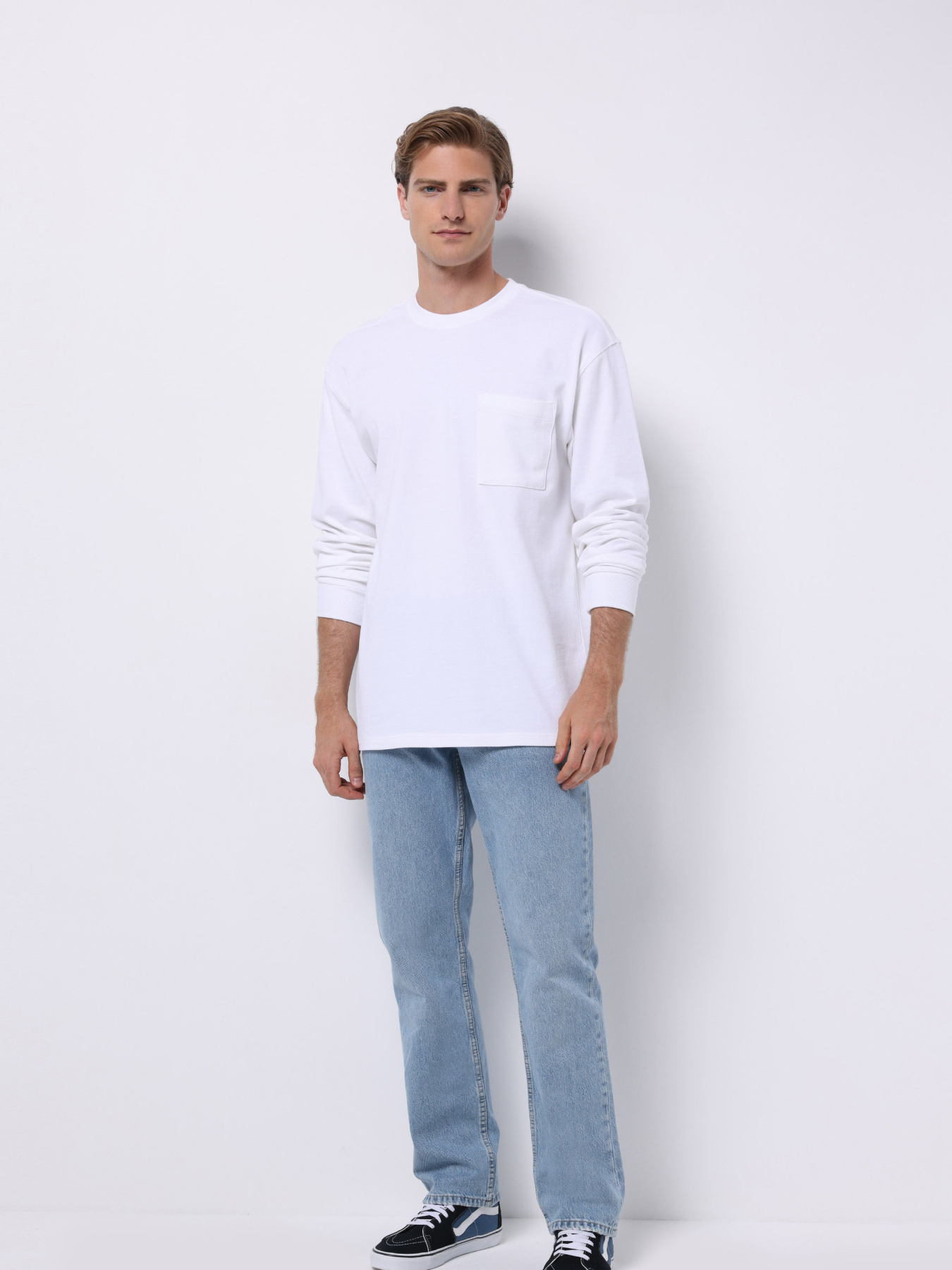 Худи и свитшоты Colin’s модель CL1076435_Q1.V1_WHT Фото