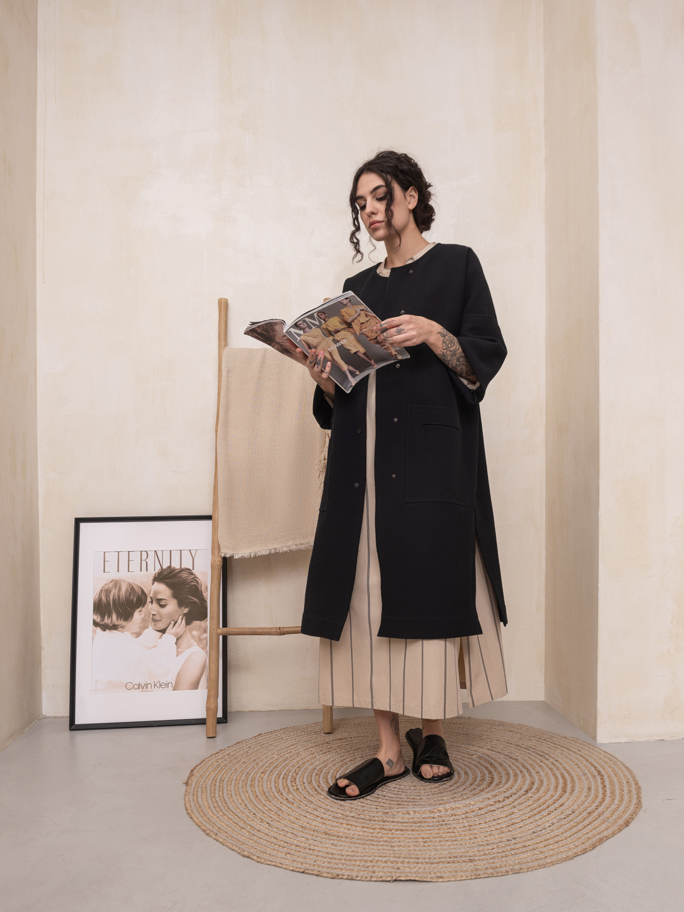 Пальто HankaKohana Florence модель HK1423002b Пальто HankaKohana Florence модель HK1423002b Фото