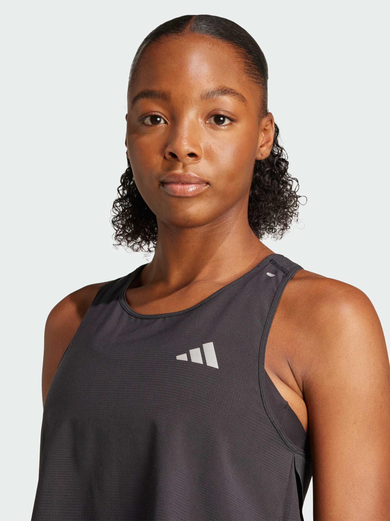 Спортивная майка Adidas модель KE2271 Фото