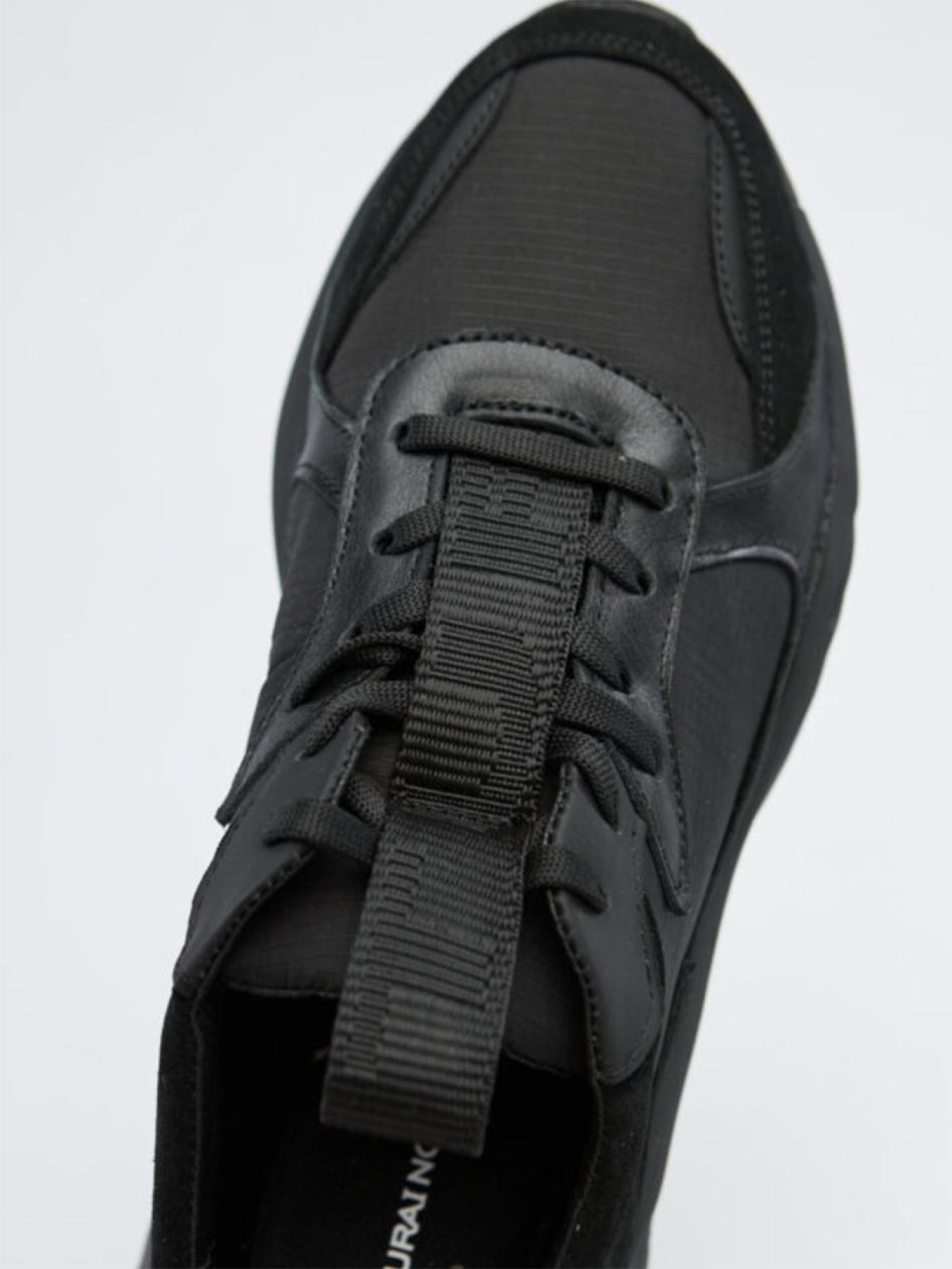 Кроссовки повседневные TUR модель 000012053 Фото