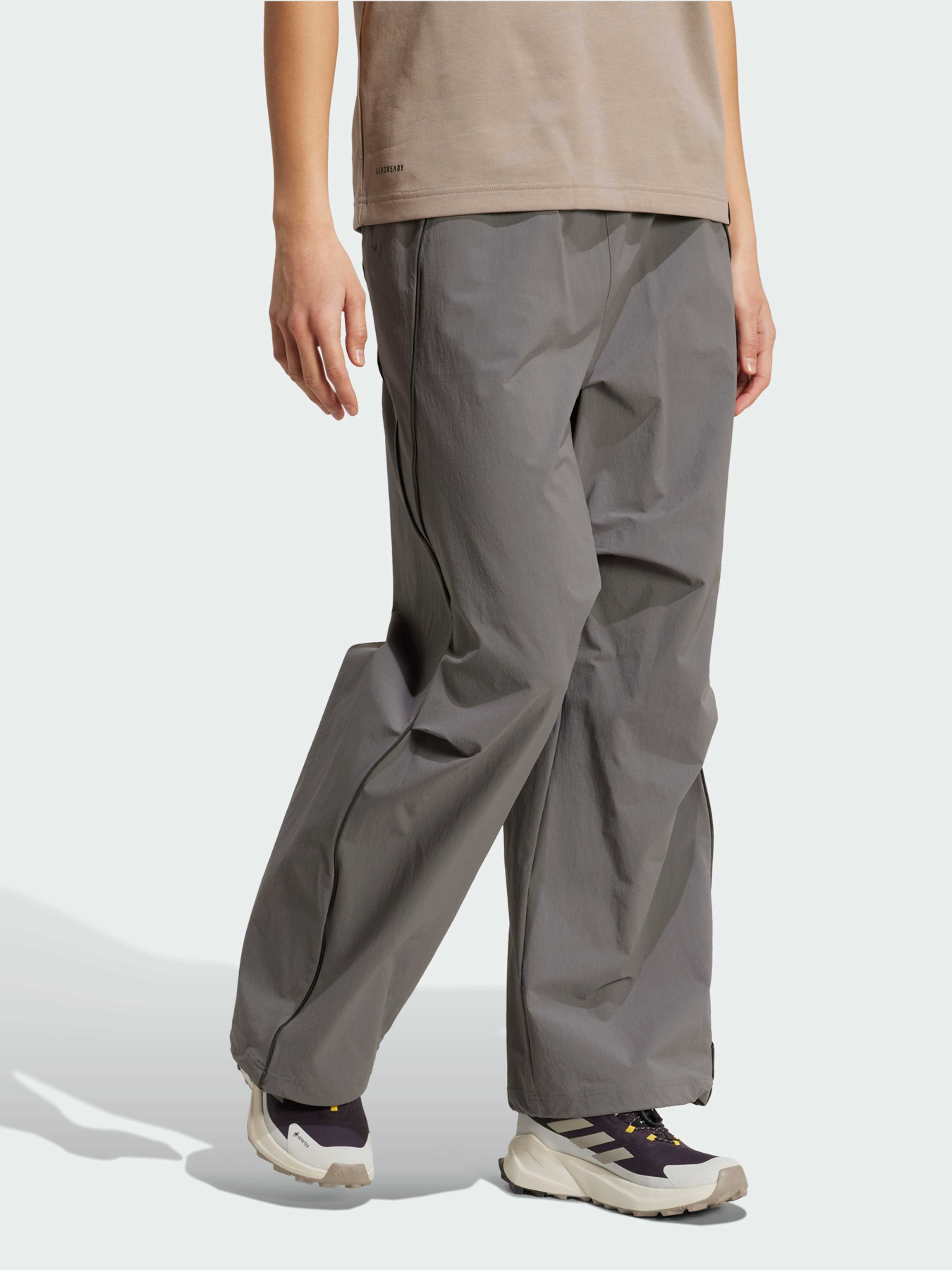 Штаны спортивные Adidas модель KC2338 Фото