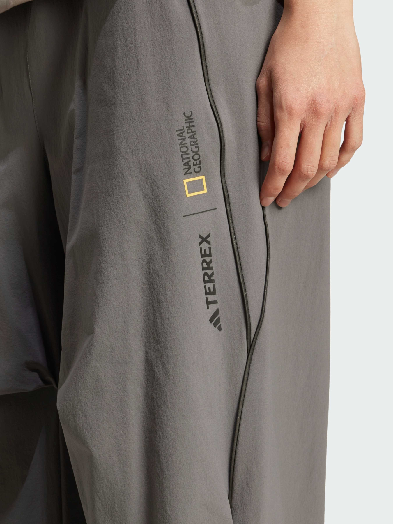 Штаны спортивные Adidas модель KC2338 Фото