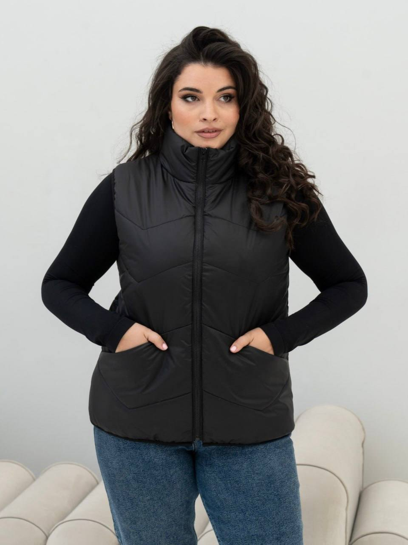 Утеплений жилет UVENTUM модель 00115-1-mt Утеплений жилет UVENTUM модель 00115-1-mt Фото