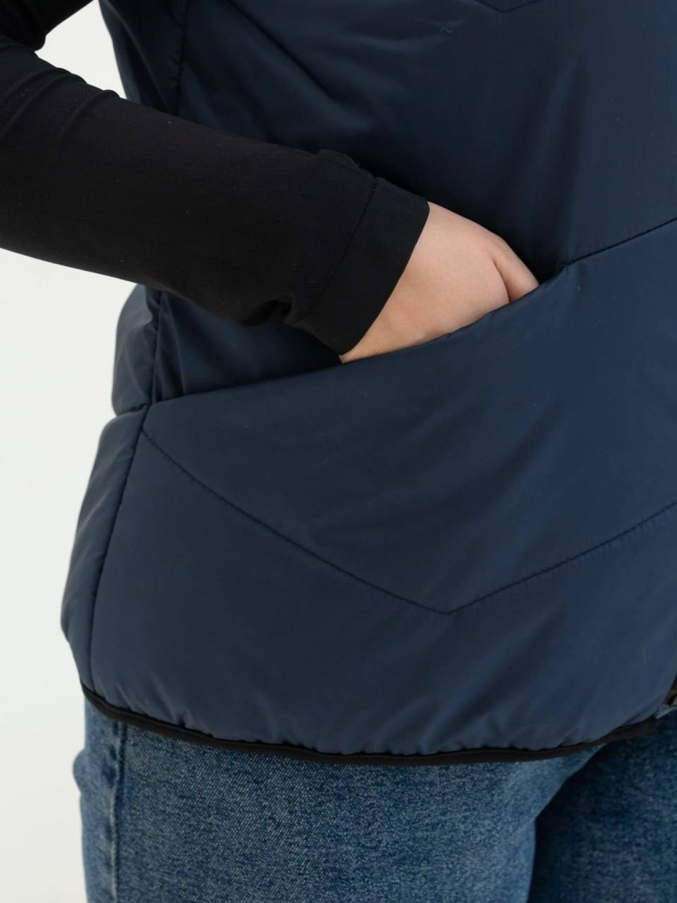 Утеплений жилет UVENTUM модель 00115-2-mt Утеплений жилет UVENTUM модель 00115-2-mt Фото