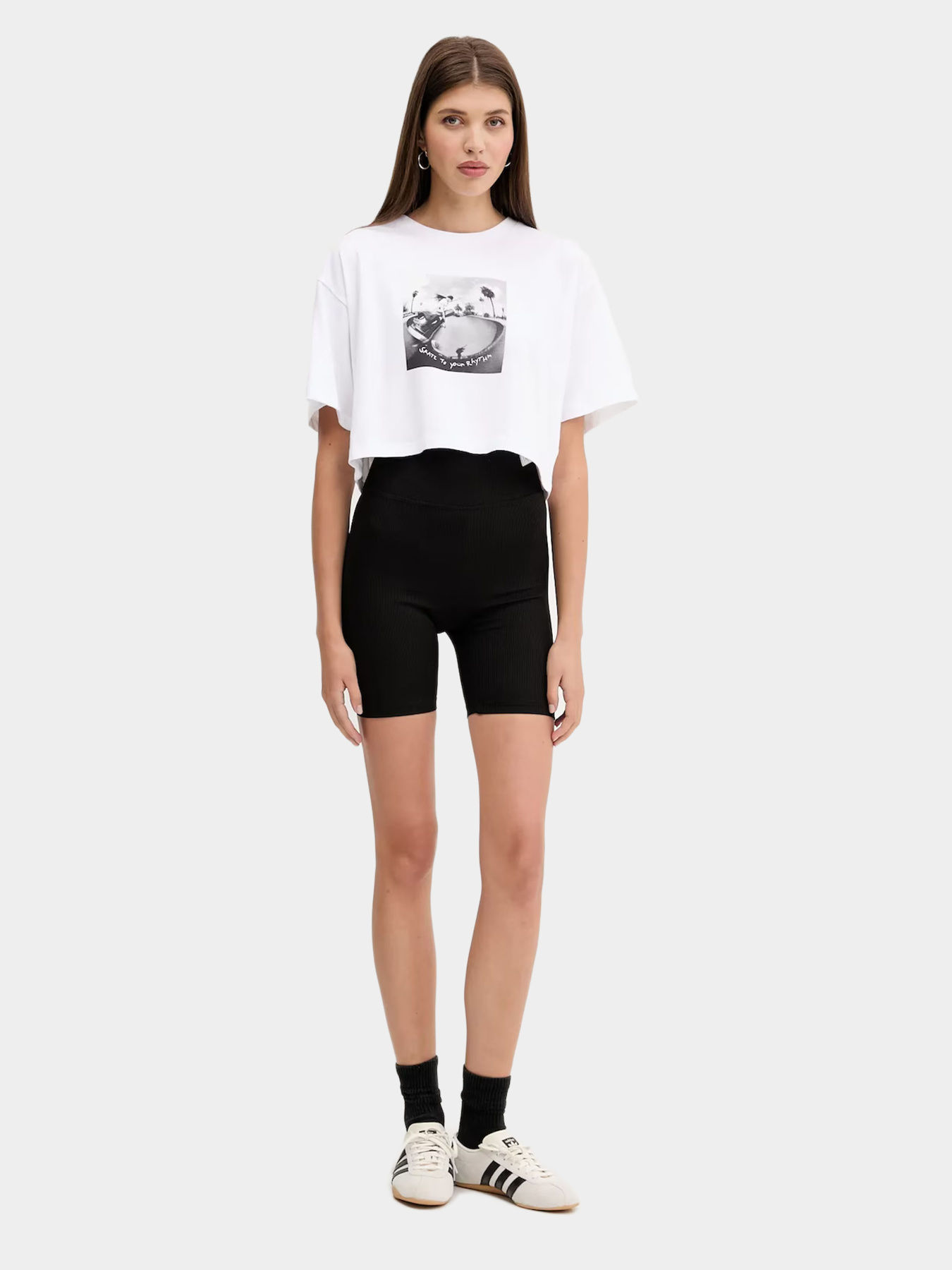 Футболки и поло Vans модель VN000RCHWHT1 Фото