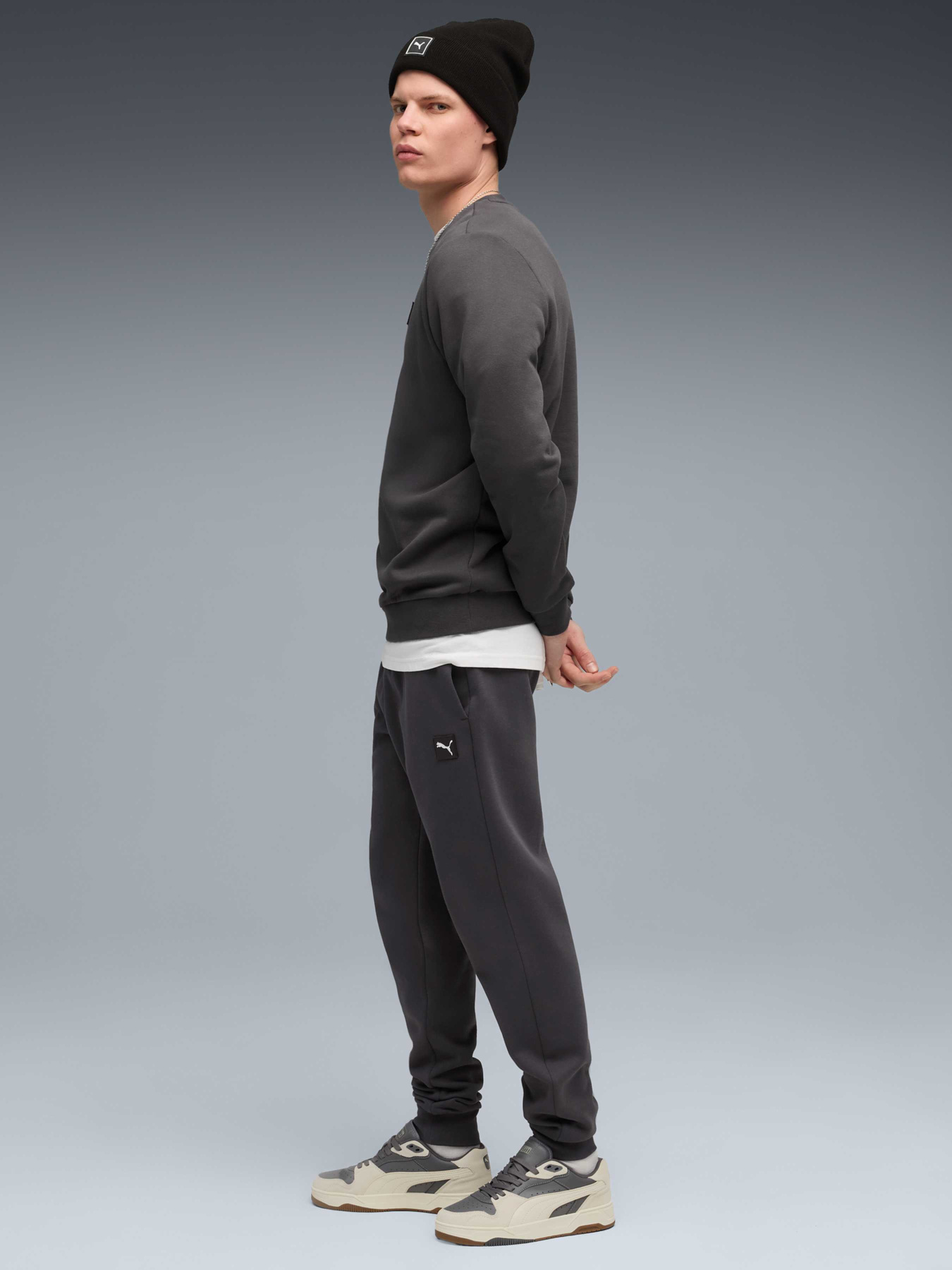 Спортивний костюм PUMA Ess Elevated Crew Sweat Suit Модель 688178 Фото