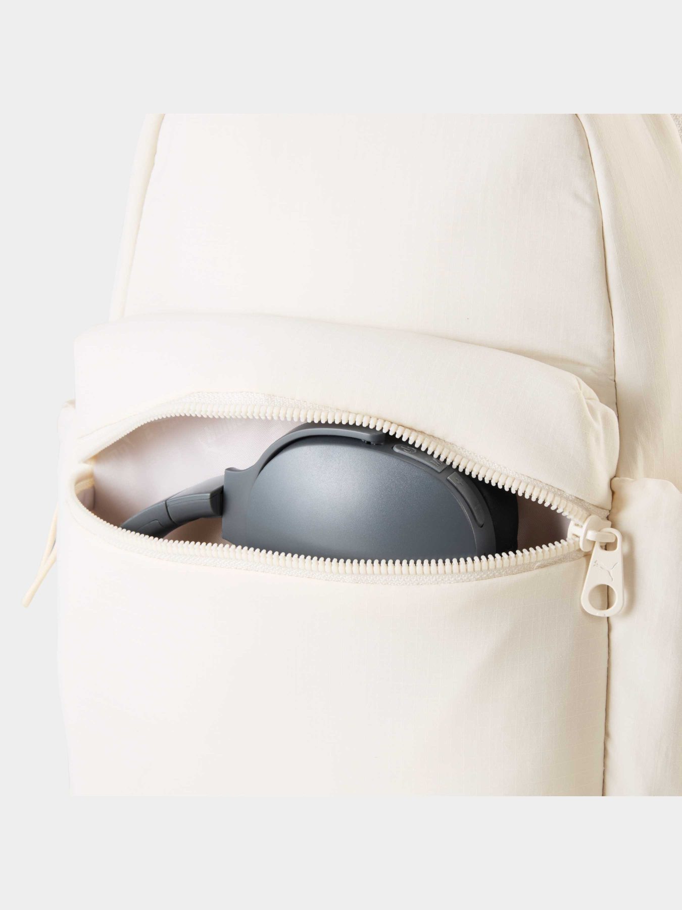 Повсякденний рюкзак PUMA Her Small Backpack модель 091714 Фото