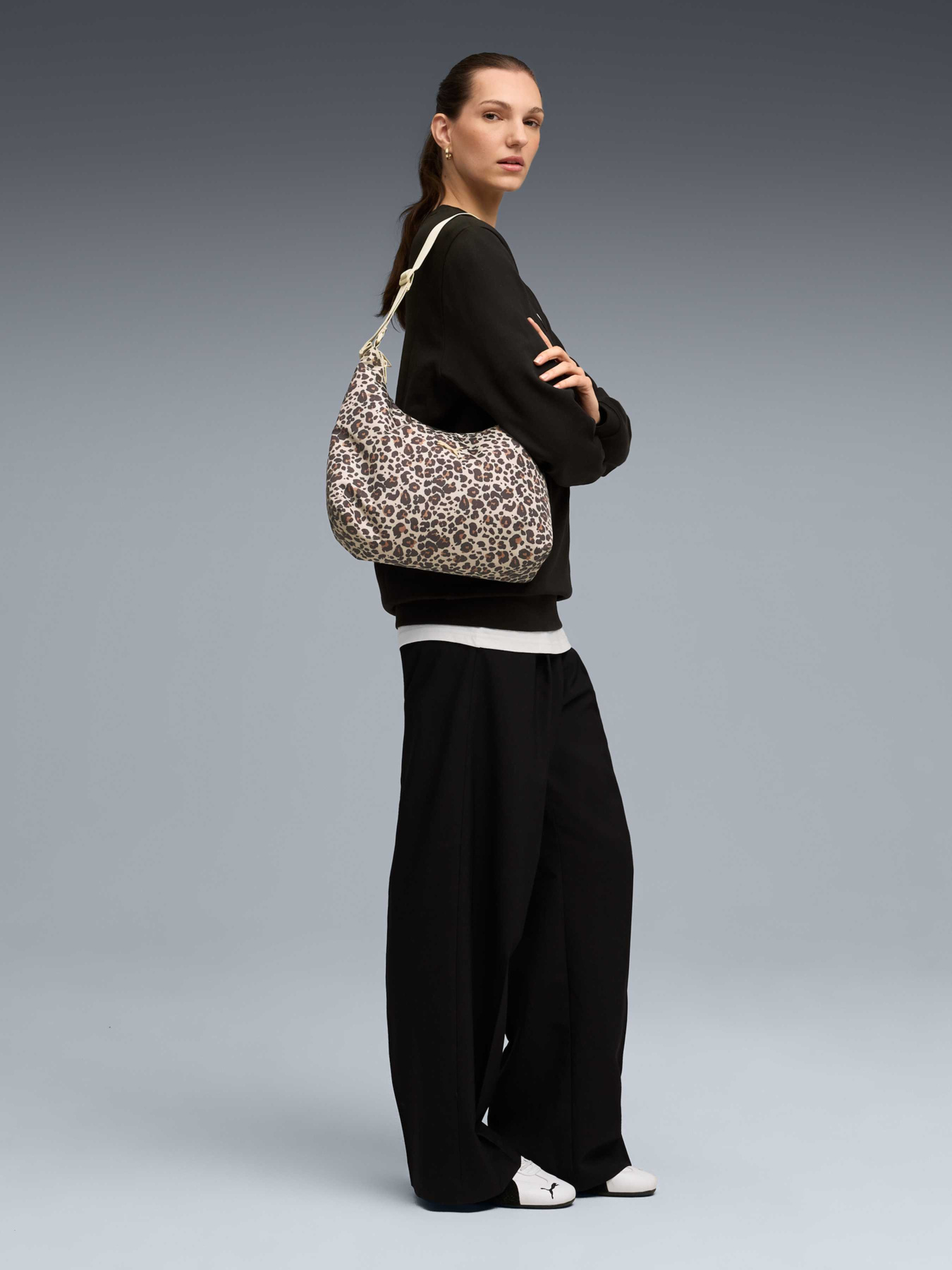 Сумка PUMA Pop Slouchy Hobo Bag модель 091709 Фото