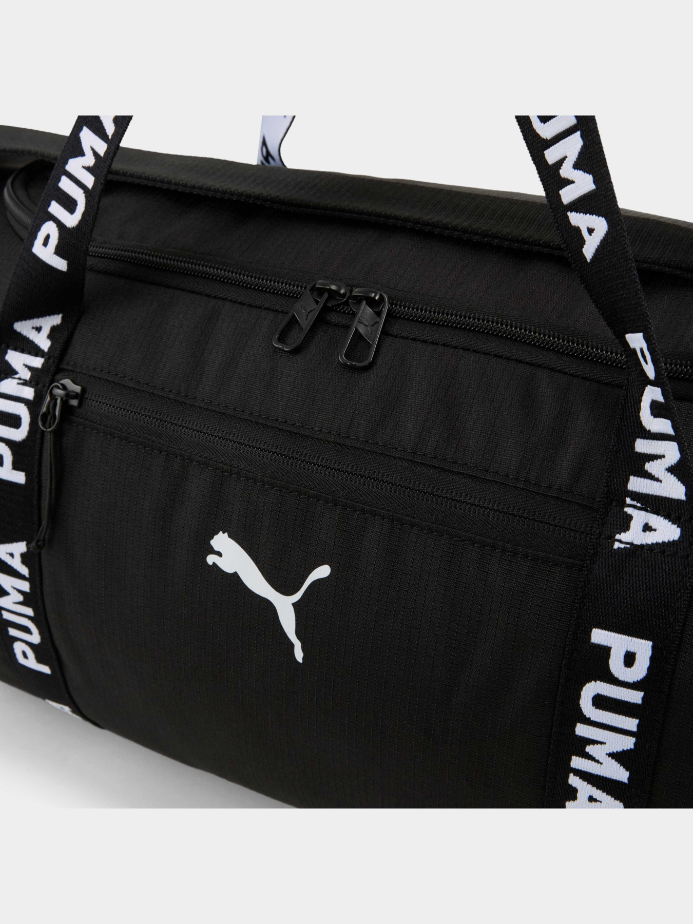 Сумка PUMA At Ess Barrel Bag модель 091849 Фото