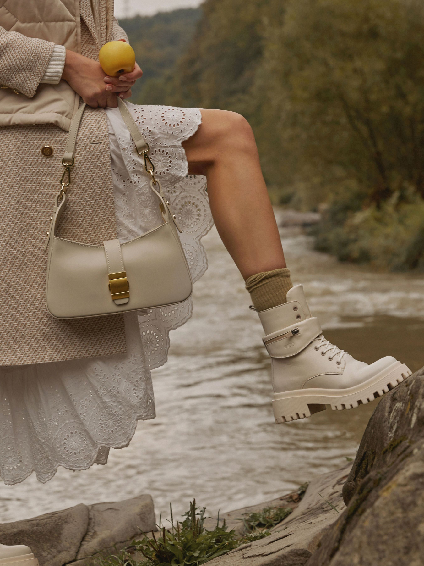 Ботинки и сапоги Estro модель 09-2095999-1201 Фото