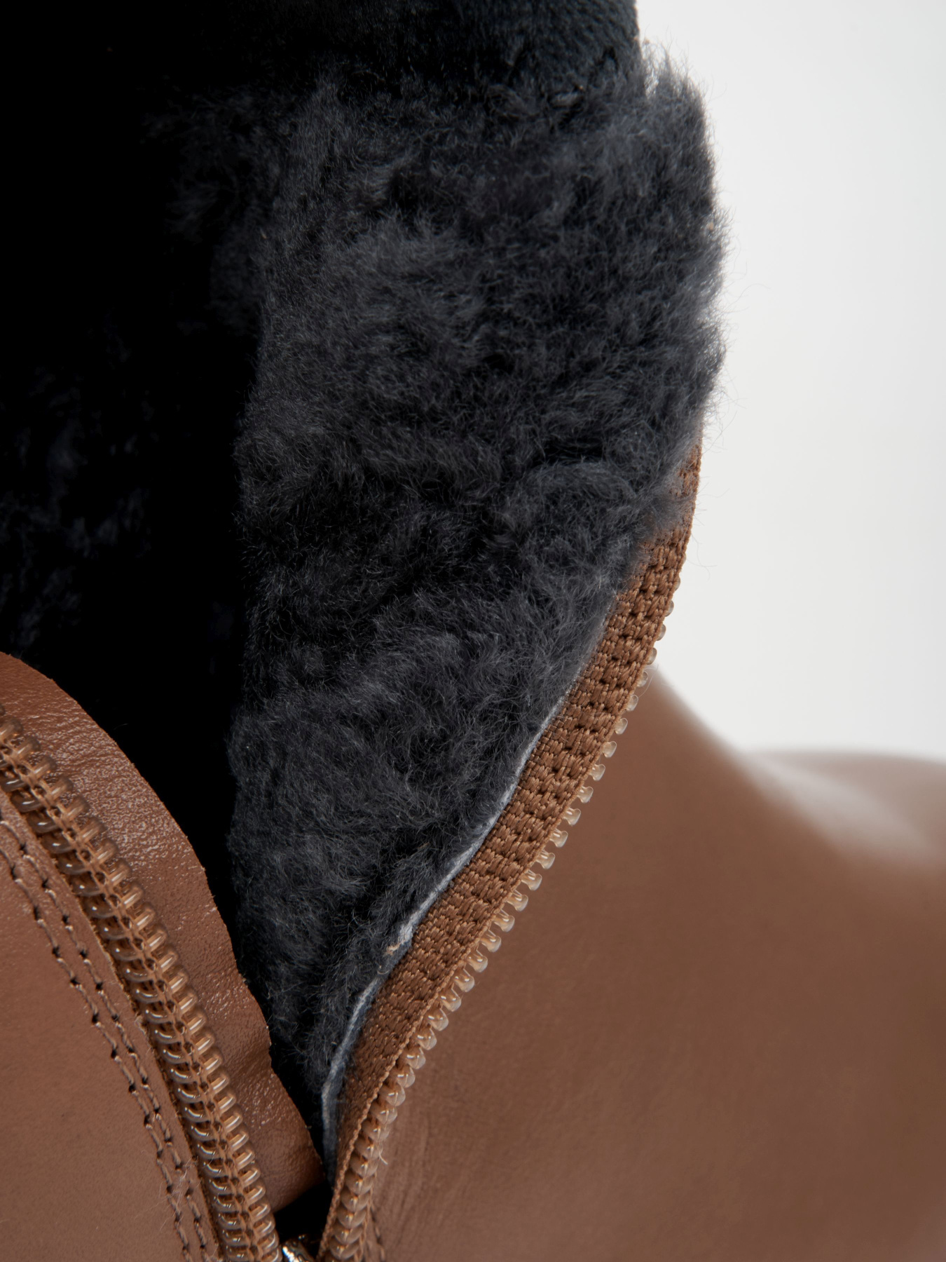 Ботинки и сапоги Estro модель 256-1651-108 Фото