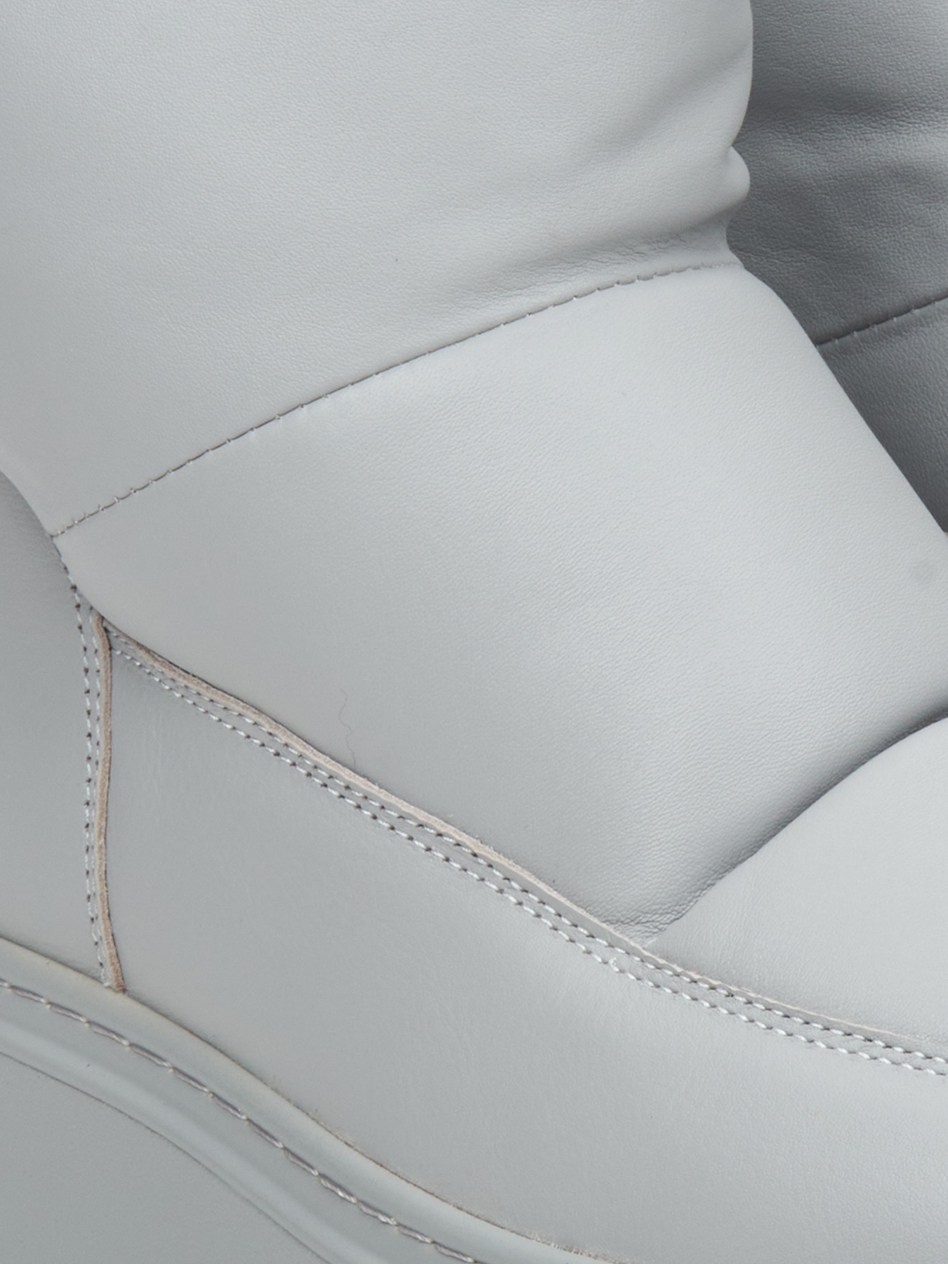 Ботинки и сапоги Estro модель 218-1-8-105 Фото