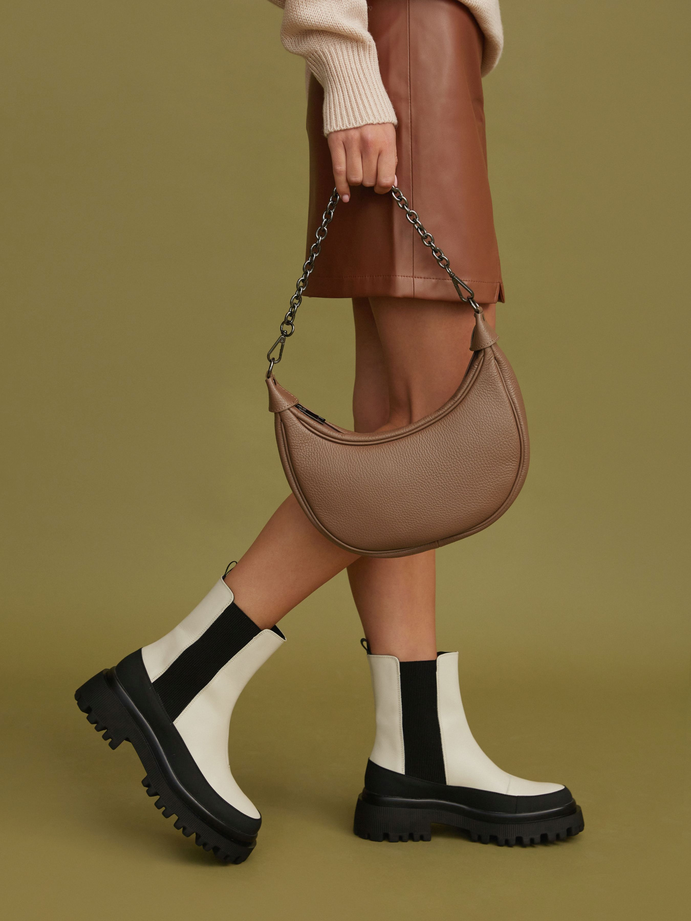 Ботинки и сапоги Estro модель 09-2078513-1201 Фото