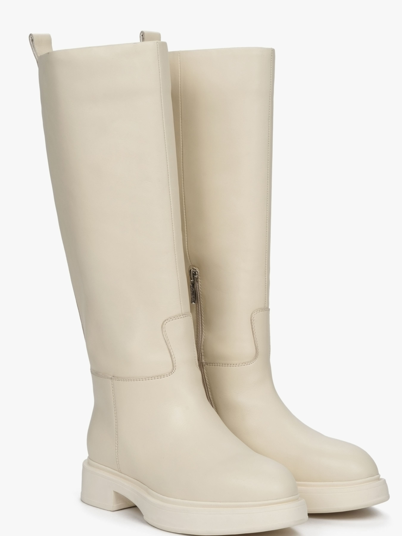 Ботинки и сапоги Estro модель 256-1651-1201 Фото