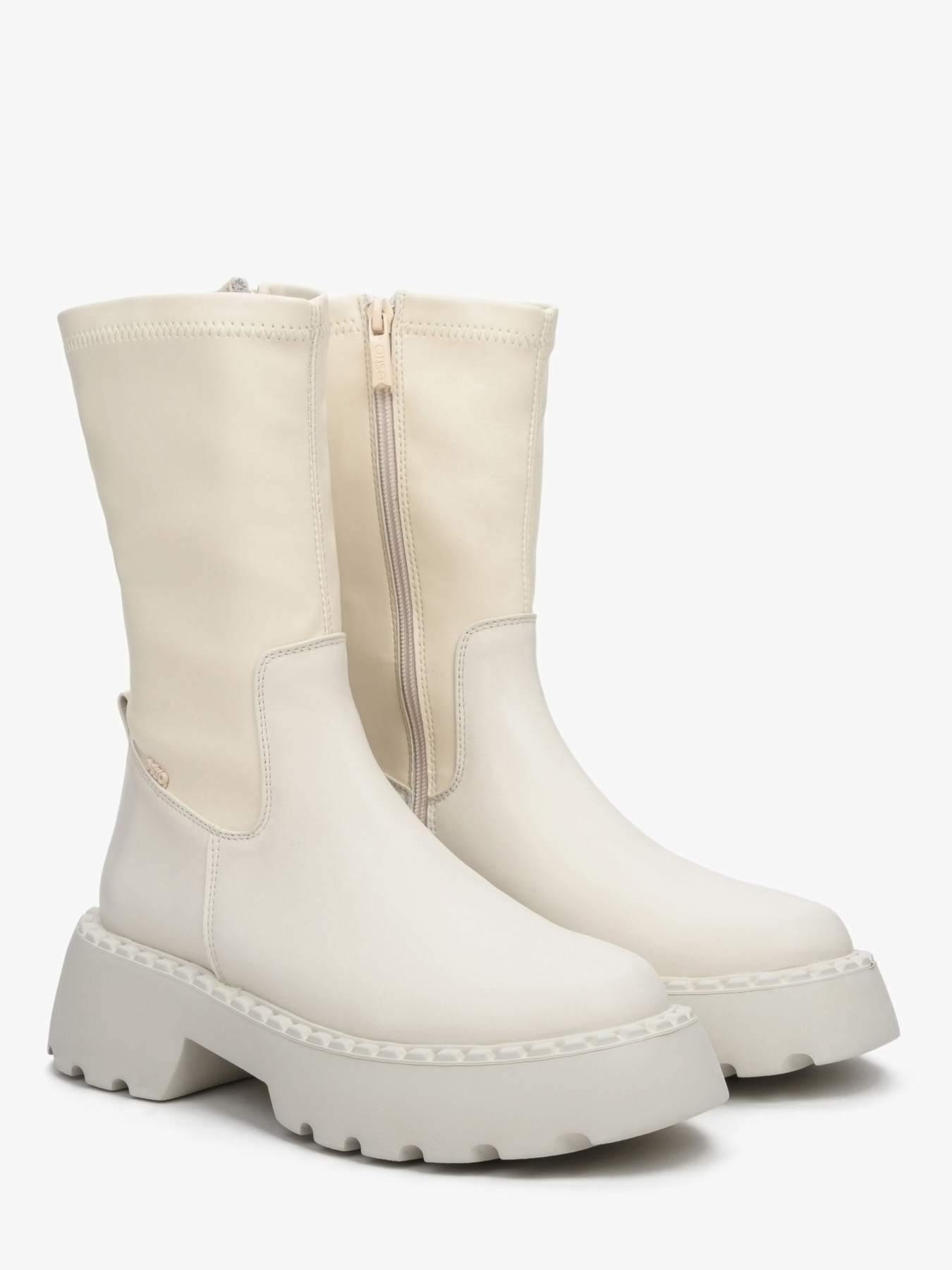 Черевики та чоботи Estro модель 09-2572036-0101201 Фото