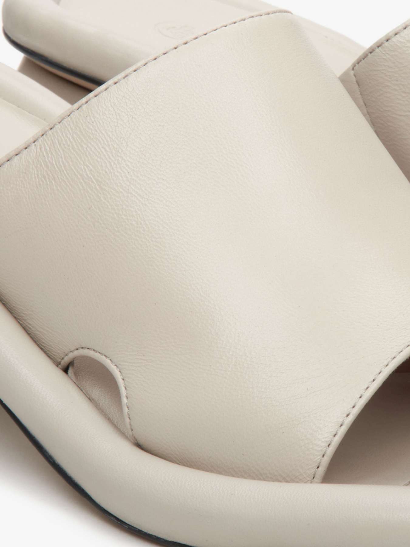 Шлёпанцы Estro модель 32-002817-1201 Фото