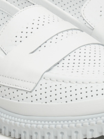 Слипоны и мокасины Estro модель 226-7812-102 Фото