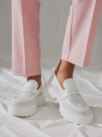 Туфли и лоферы Estro модель 09-2820825-102 Фото